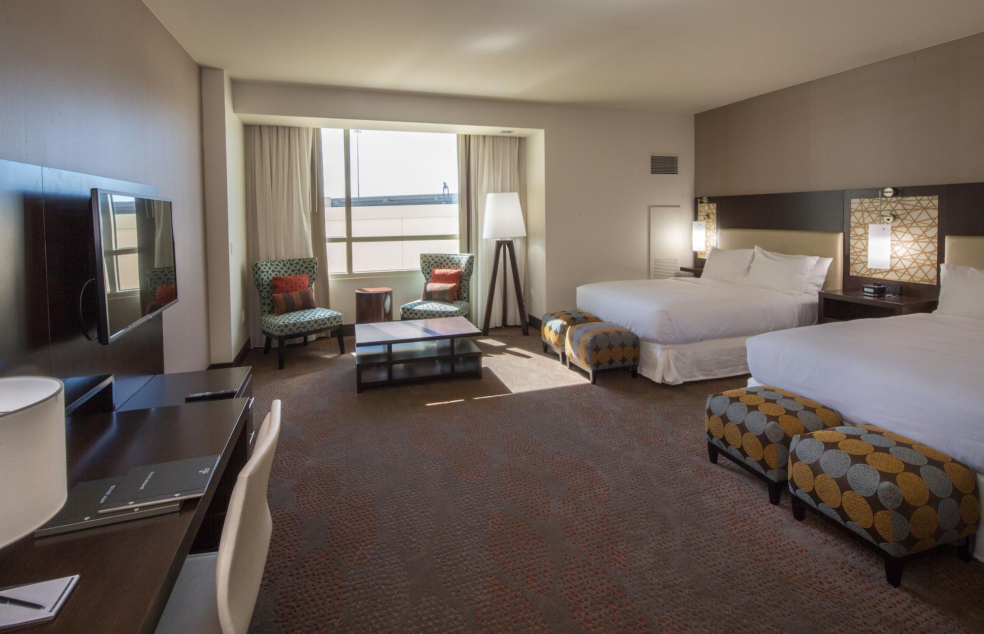 Hilton Dallas/Plano Granite Park Екстер'єр фото