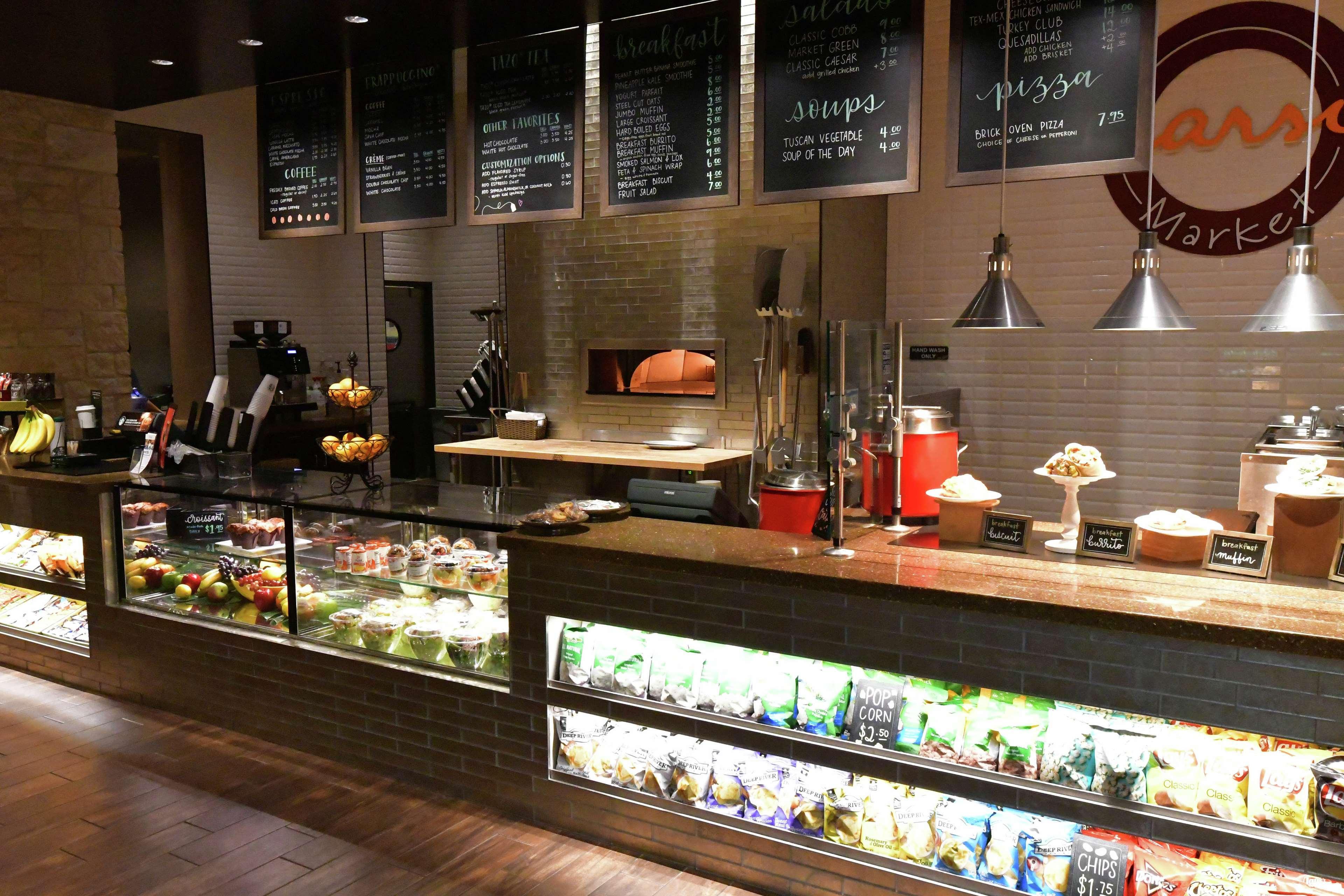 Hilton Dallas/Plano Granite Park Екстер'єр фото
