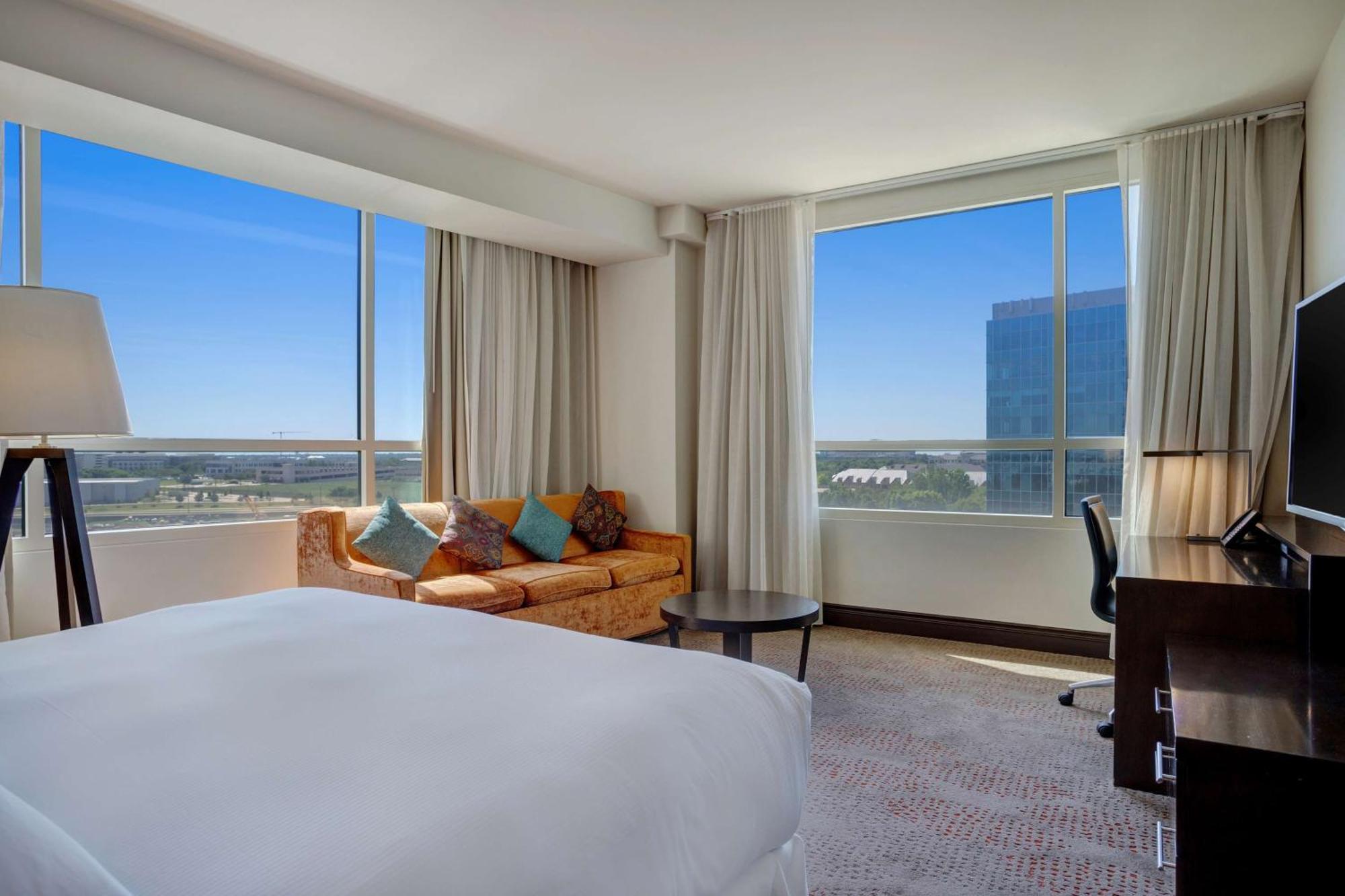Hilton Dallas/Plano Granite Park Екстер'єр фото