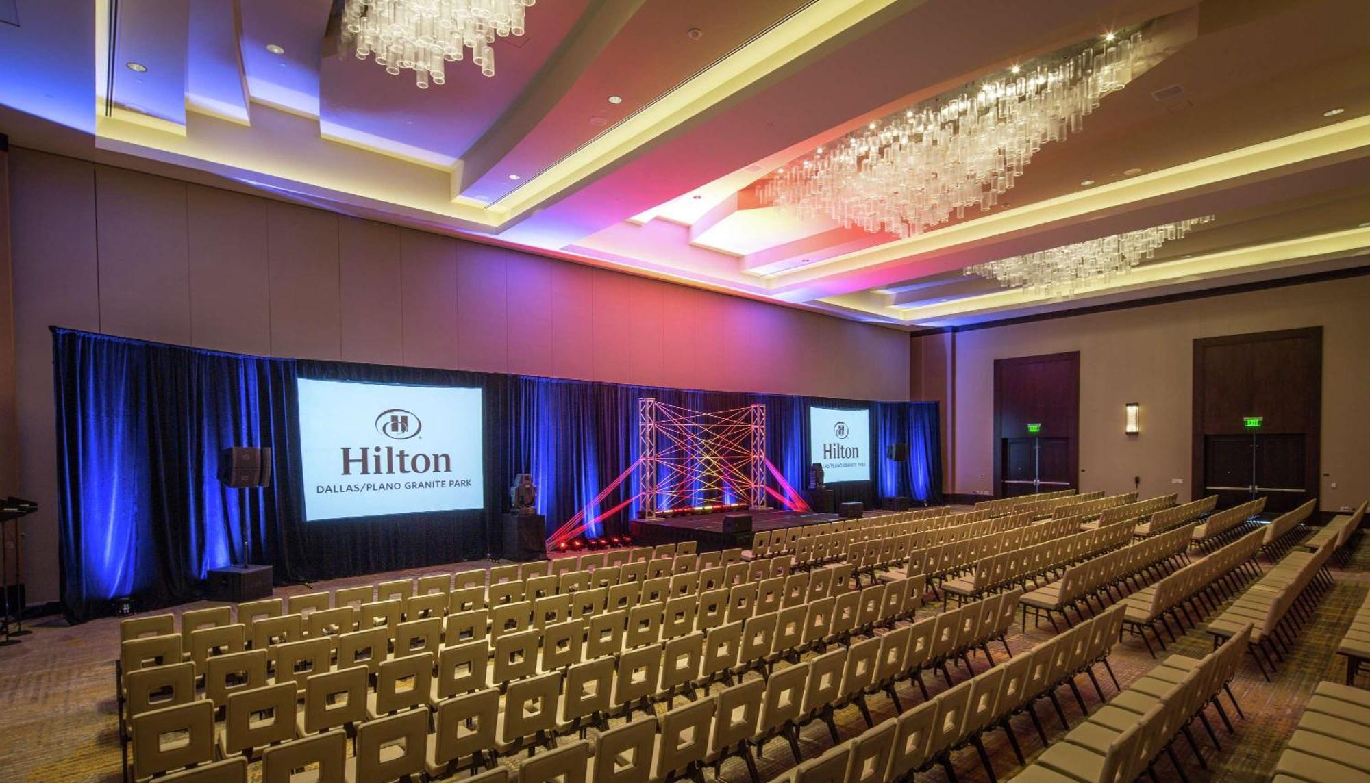 Hilton Dallas/Plano Granite Park Екстер'єр фото