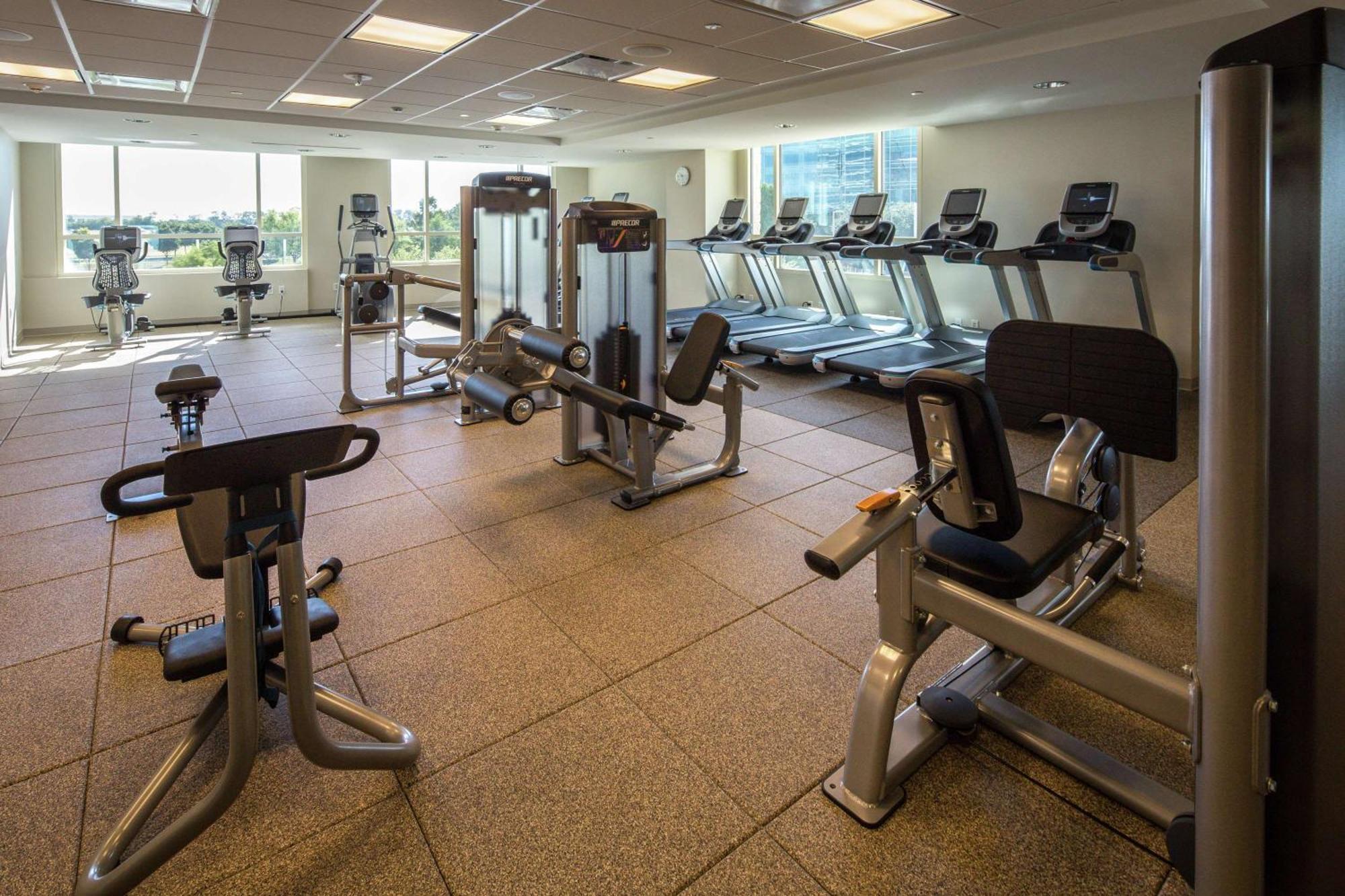 Hilton Dallas/Plano Granite Park Екстер'єр фото