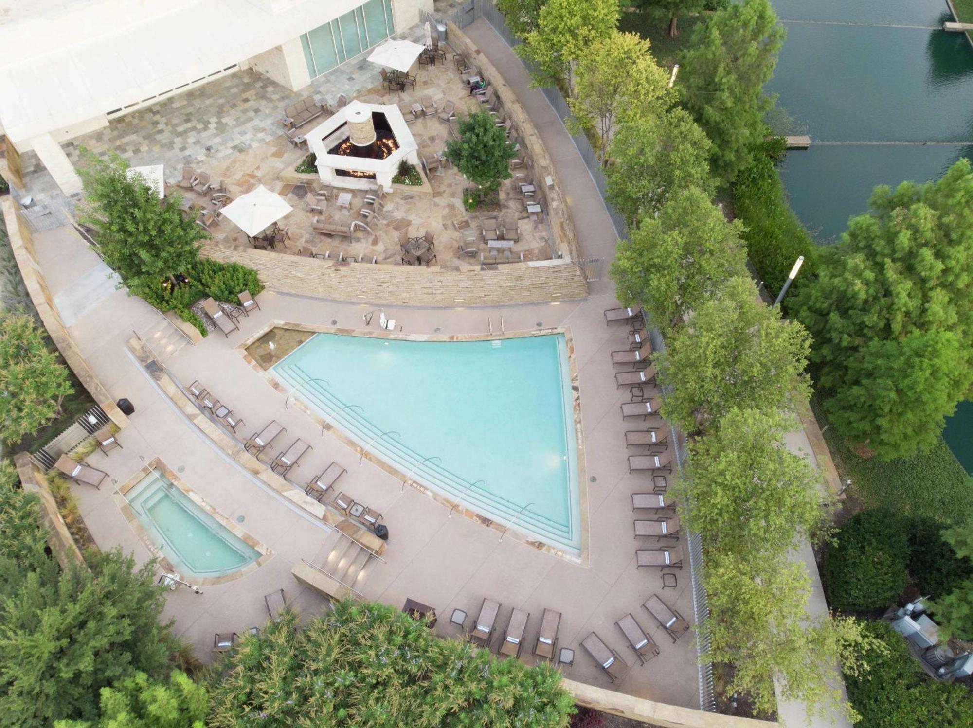 Hilton Dallas/Plano Granite Park Екстер'єр фото