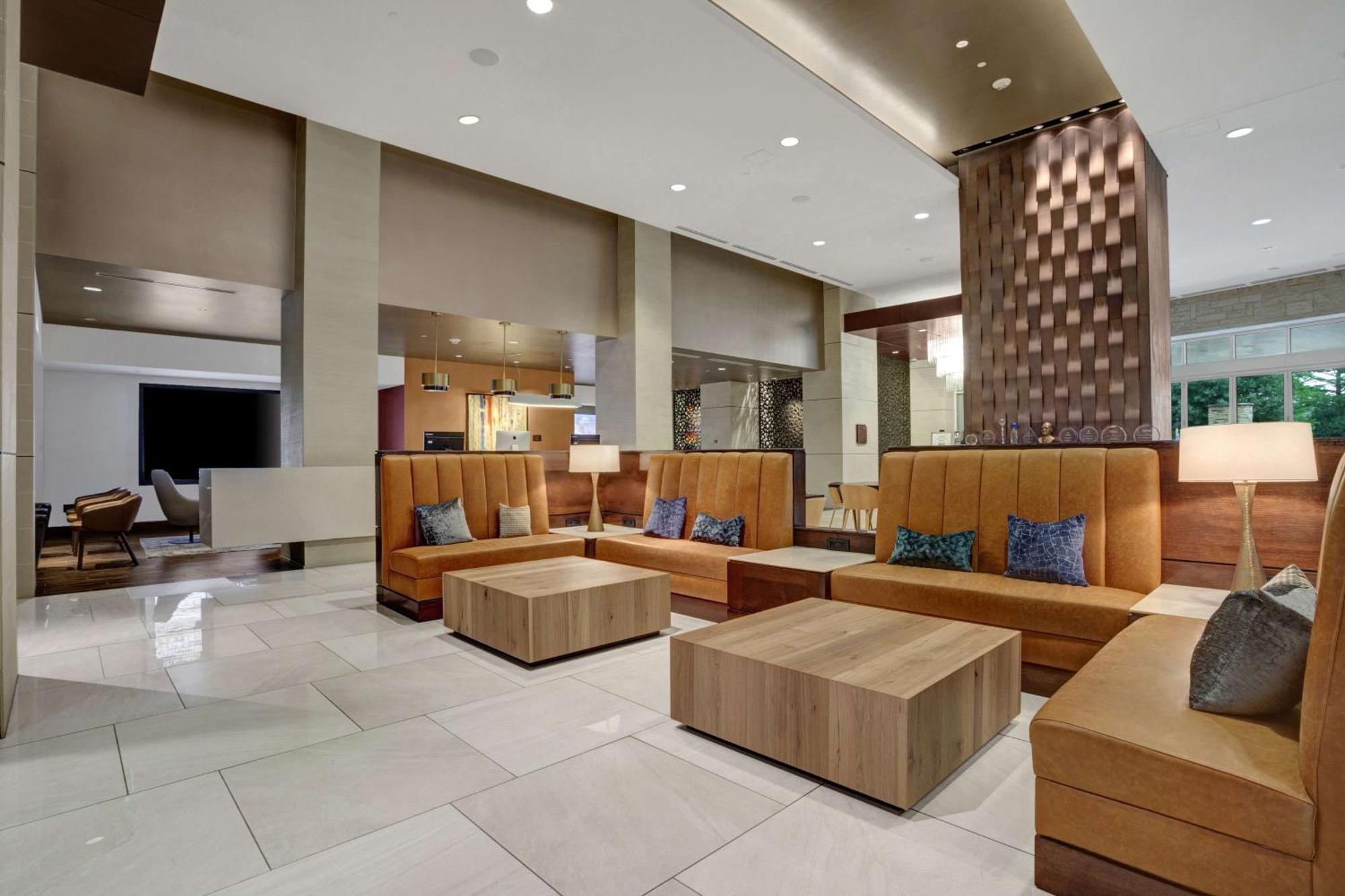 Hilton Dallas/Plano Granite Park Екстер'єр фото