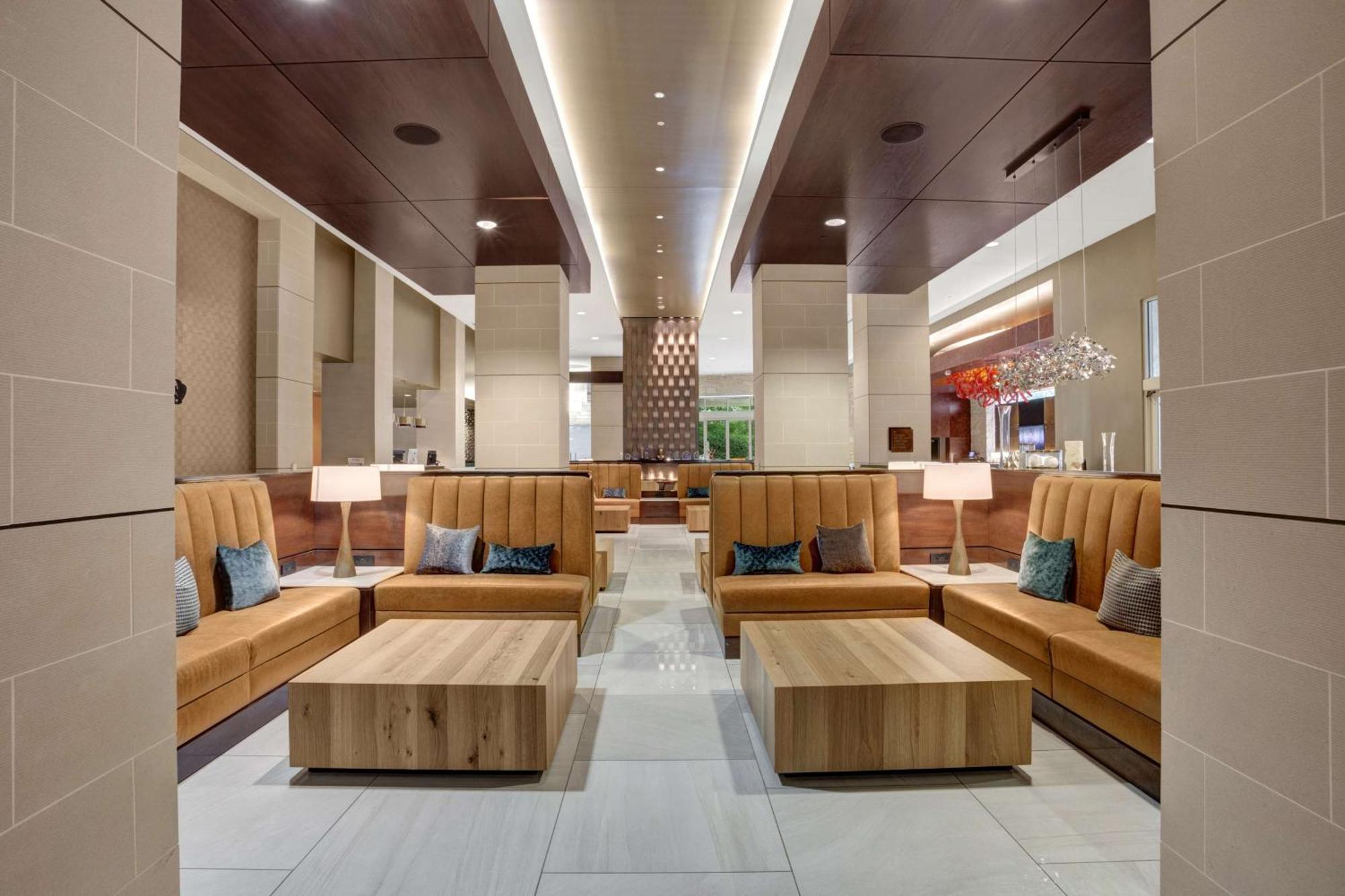 Hilton Dallas/Plano Granite Park Екстер'єр фото